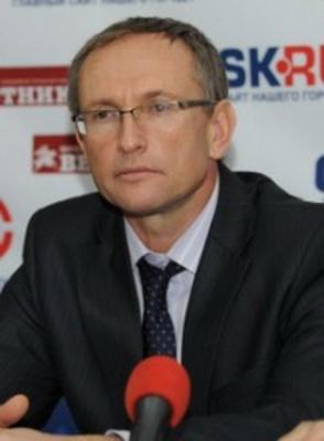 Олег Курин